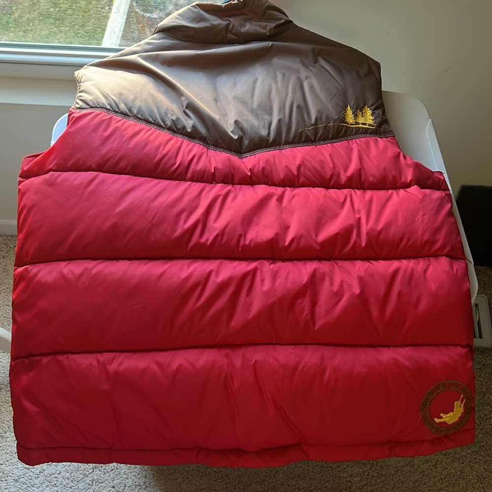 Vest - Picture 6 of 8